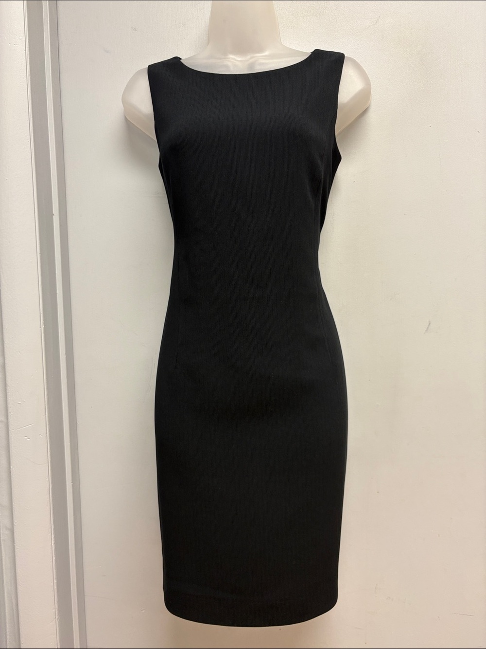 Garfield & Marks Petite Black Sheath Dress Size 6 Made in USA